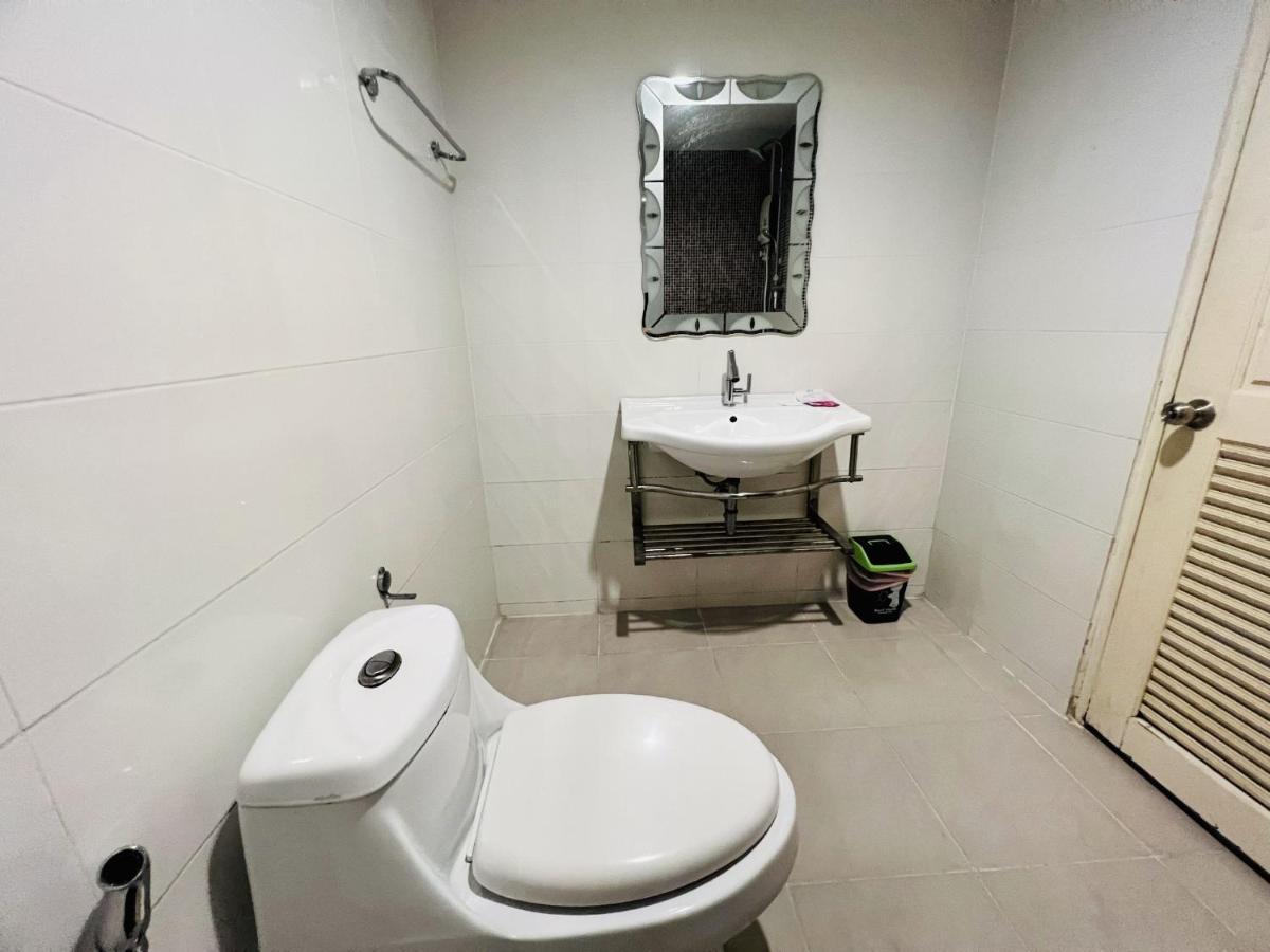 Inn Kham Apartment Csiangmaj Kültér fotó