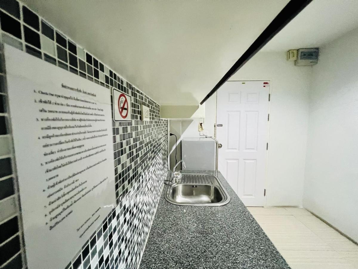Inn Kham Apartment Csiangmaj Kültér fotó